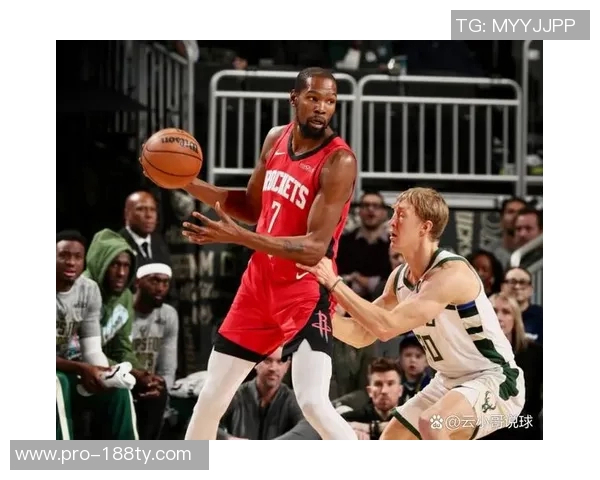 詹姆斯赛后反思关键失误赞扬字母哥精彩防守表现